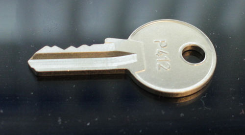 Schlüssel  (P412)